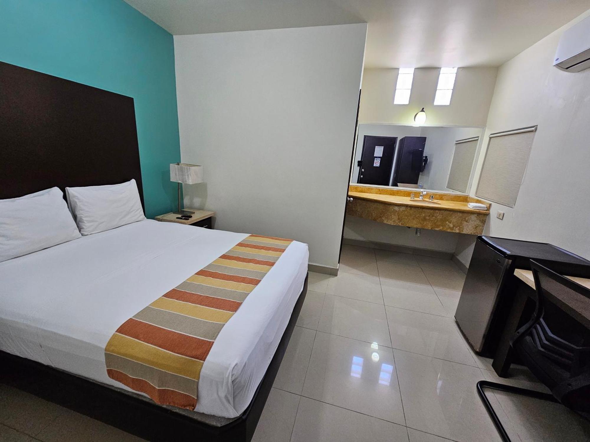 Hotel Maria Elena Cabo San Lucas Eksteriør billede