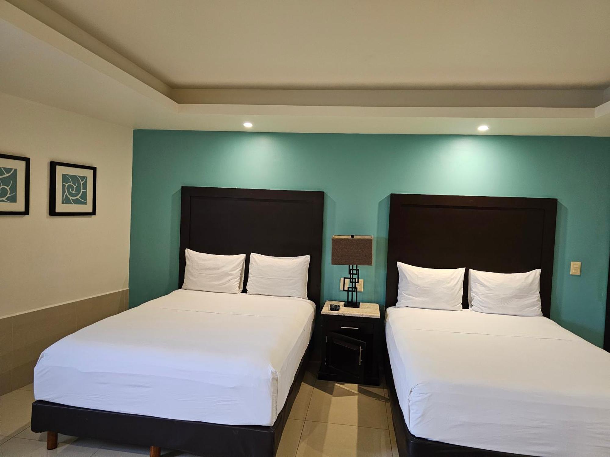 Hotel Maria Elena Cabo San Lucas Eksteriør billede