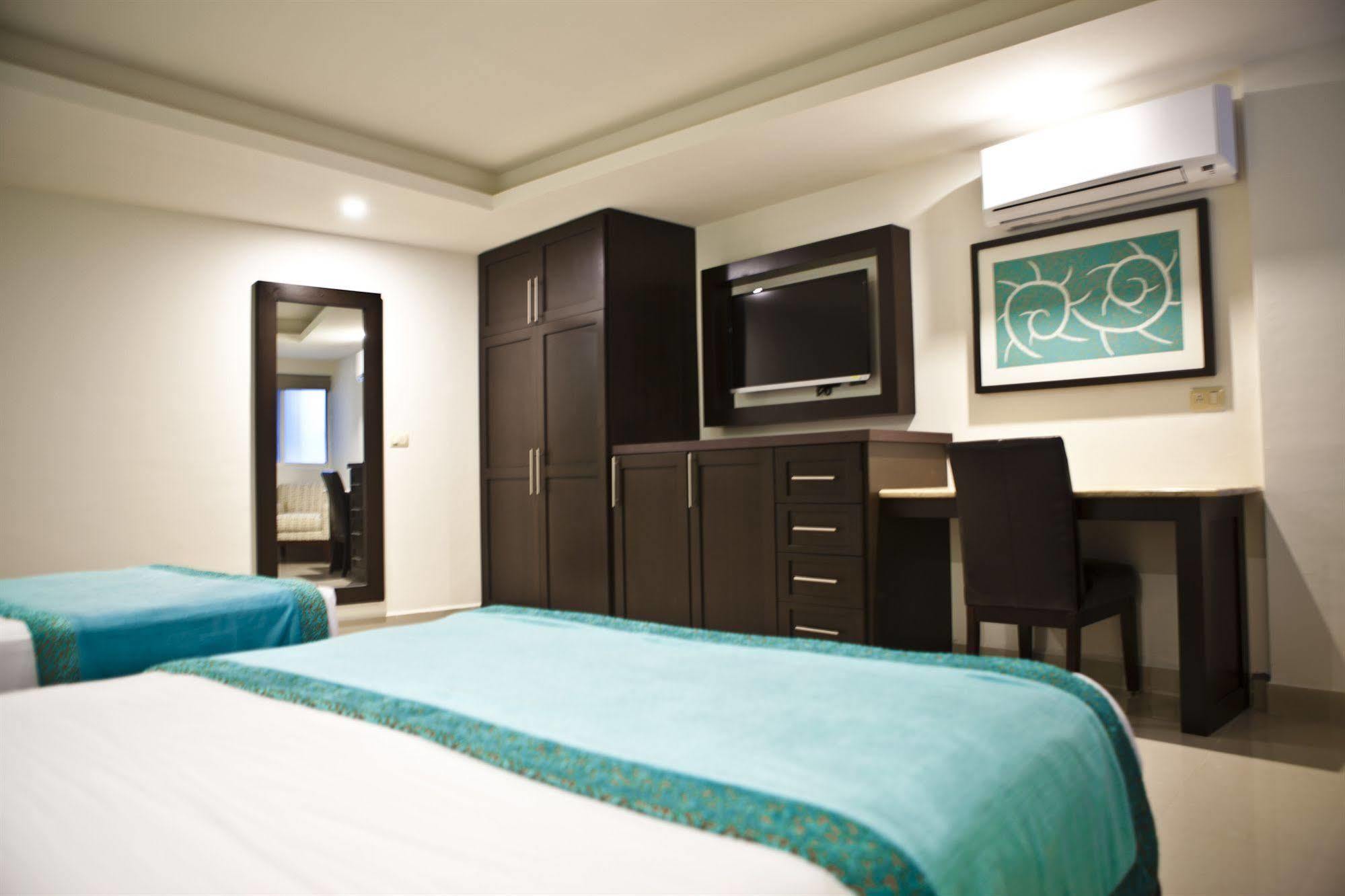 Hotel Maria Elena Cabo San Lucas Eksteriør billede