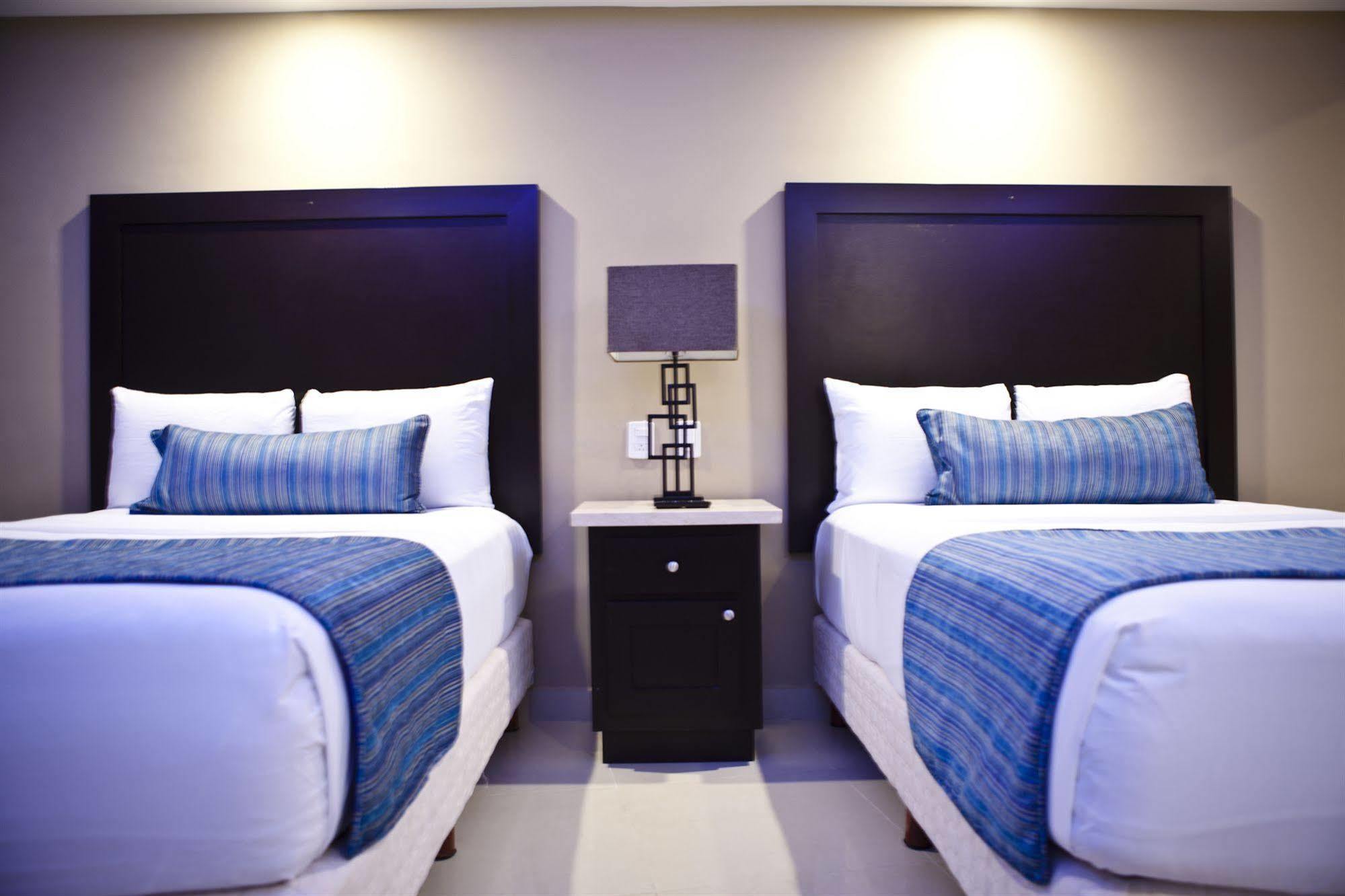 Hotel Maria Elena Cabo San Lucas Eksteriør billede